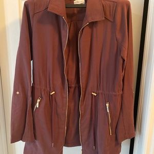 Soft Lightweight Casual Jacket in Burgundy